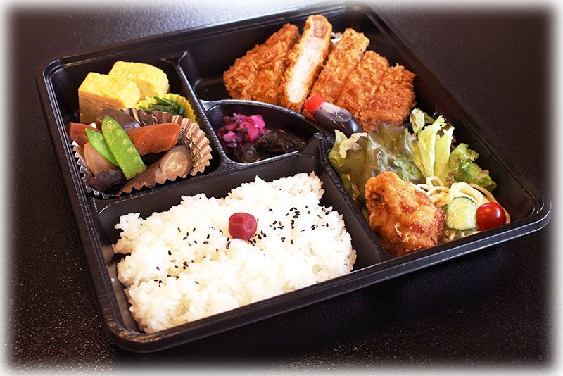 とんかつ弁当